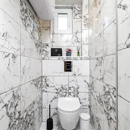 -city Haven Retreat- Elegant 2bd On Bulgaria Blv By Flat Mаnager Apartamento Plovdiv